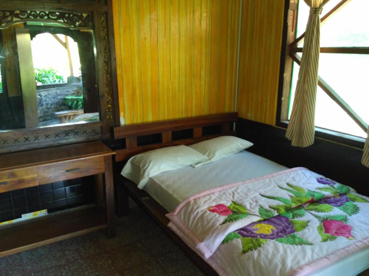 Dhangin Taman Karangasem  Luaran gambar