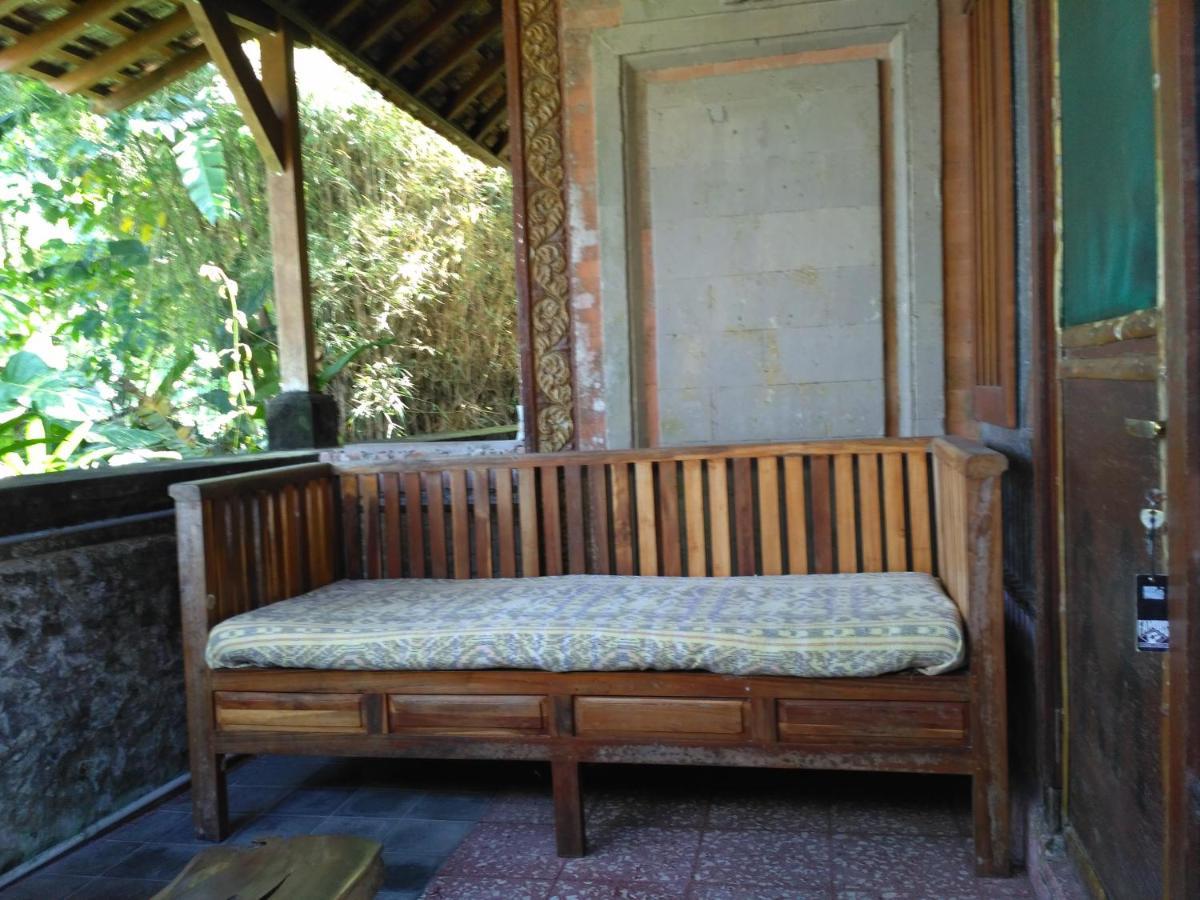 Dhangin Taman Karangasem  Luaran gambar